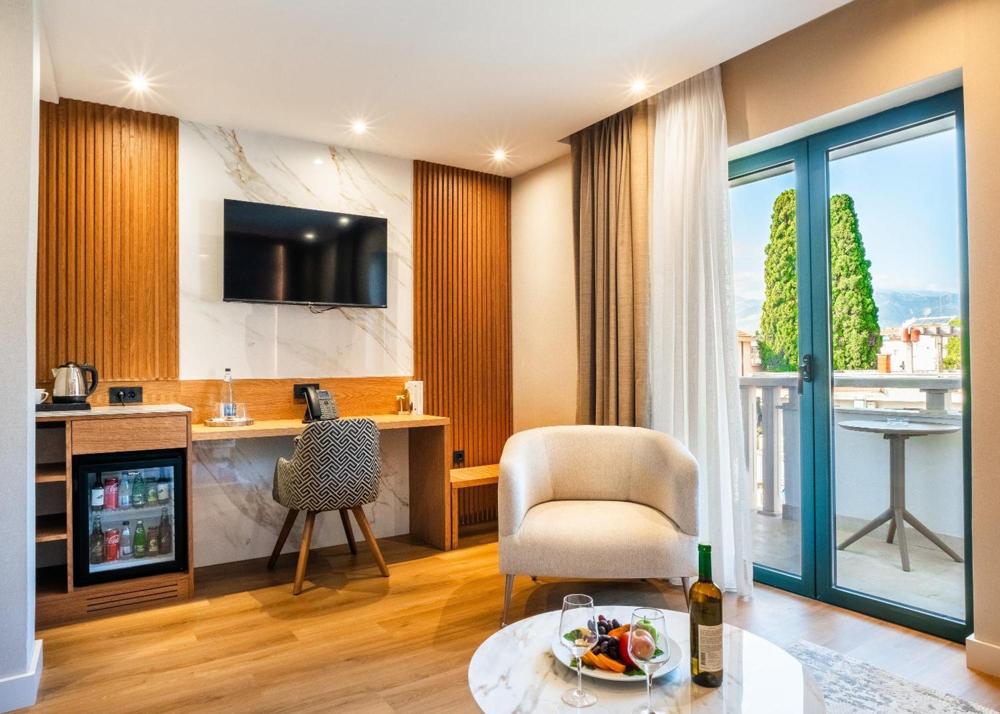 Hotel Boutique Royal 4*